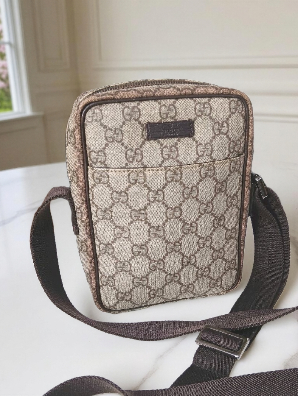 Gucci GG Supreme Canvas Messenger Bag Brown Leather Crossbody ✨ - Picture 4 of 16